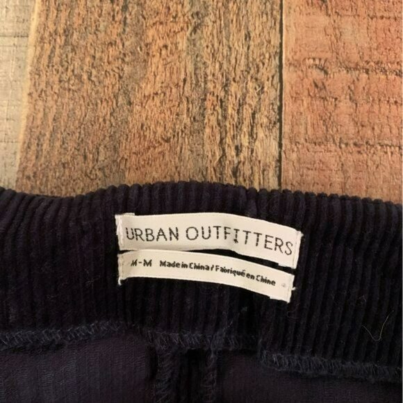 Urban outfitters navy blue corduroy mini skirt with belt -M - Picture 5 of 9